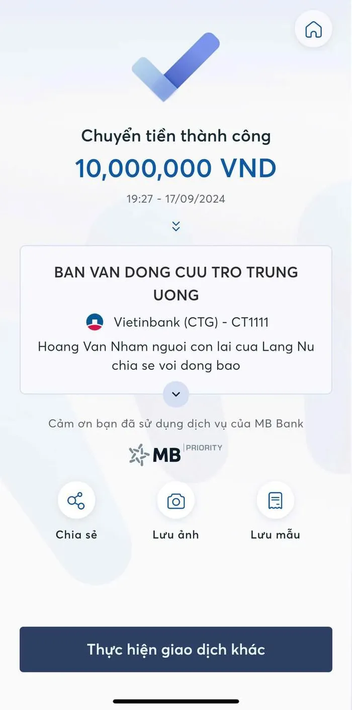 Mất cả vợ con trong vụ sạt lở Làng Nủ, người đàn ông đóng góp 10 triệu chia sẻ với đồng bào bị lũ lụt