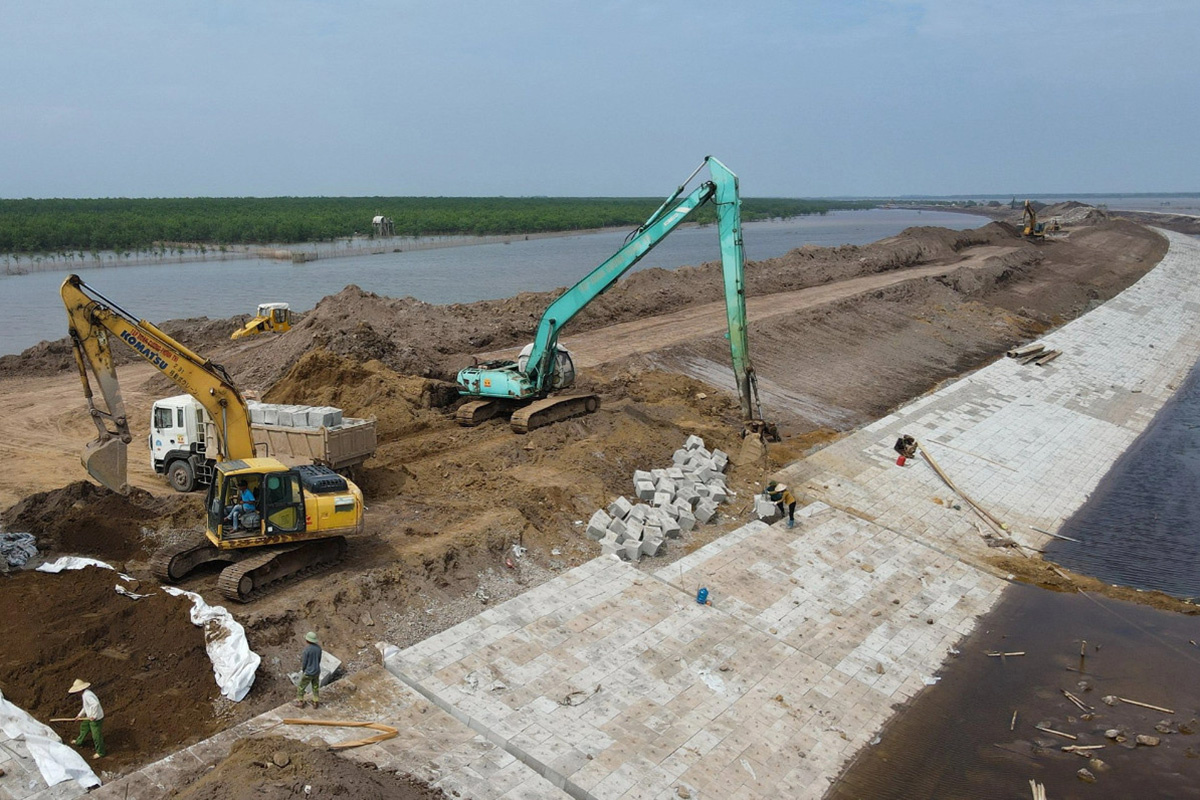 Ninh Bình: Dự án xây dựng “bức tường” khổng lồ tránh sóng