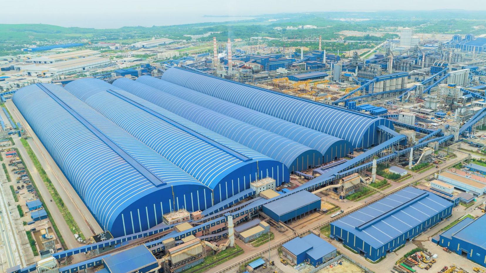 Quảng Ngãi tung ‘phao cứu sinh’ cho dự án của Vinamilk và Hoà Phát