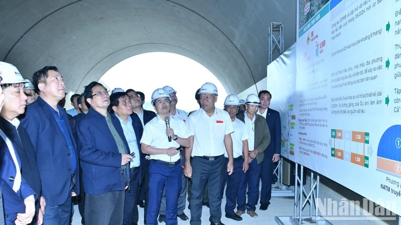 Quyết tâm hoàn thành dự án cao tốc Quảng Ngãi