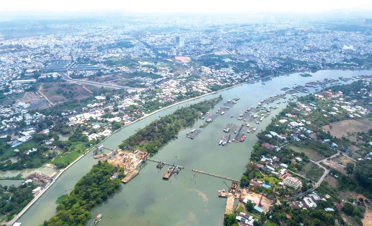 Dự án đường trục trung tâm thành phố Biên Hòa: “Nghẽn” mặt bằng, tiến độ ì ạch