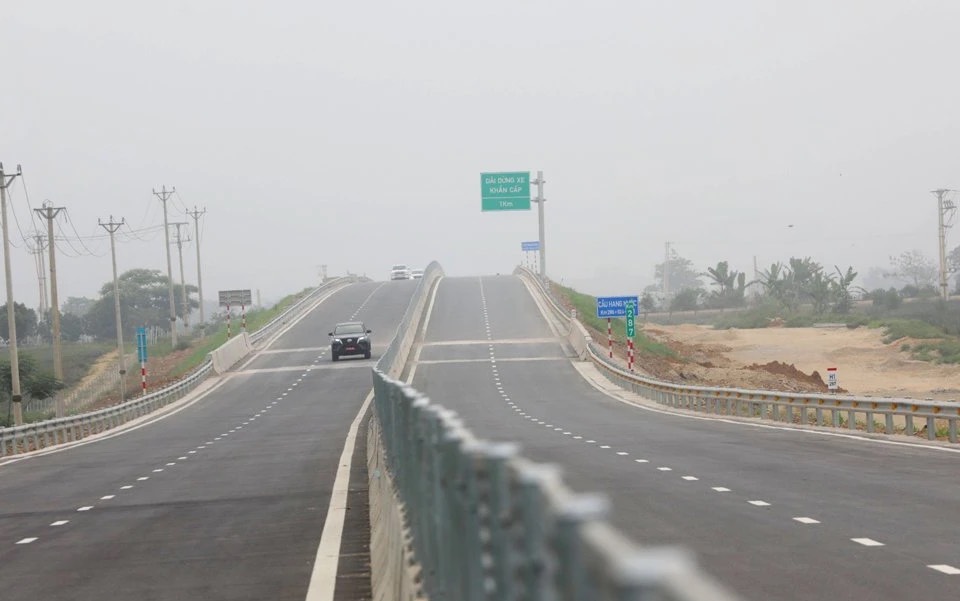 Ninh Bình: Cam kết đưa dự án mở rộng cao tốc đoạn Cao Bồ – Mai Sơn vào khai thác sử dụng trong năm 2026
