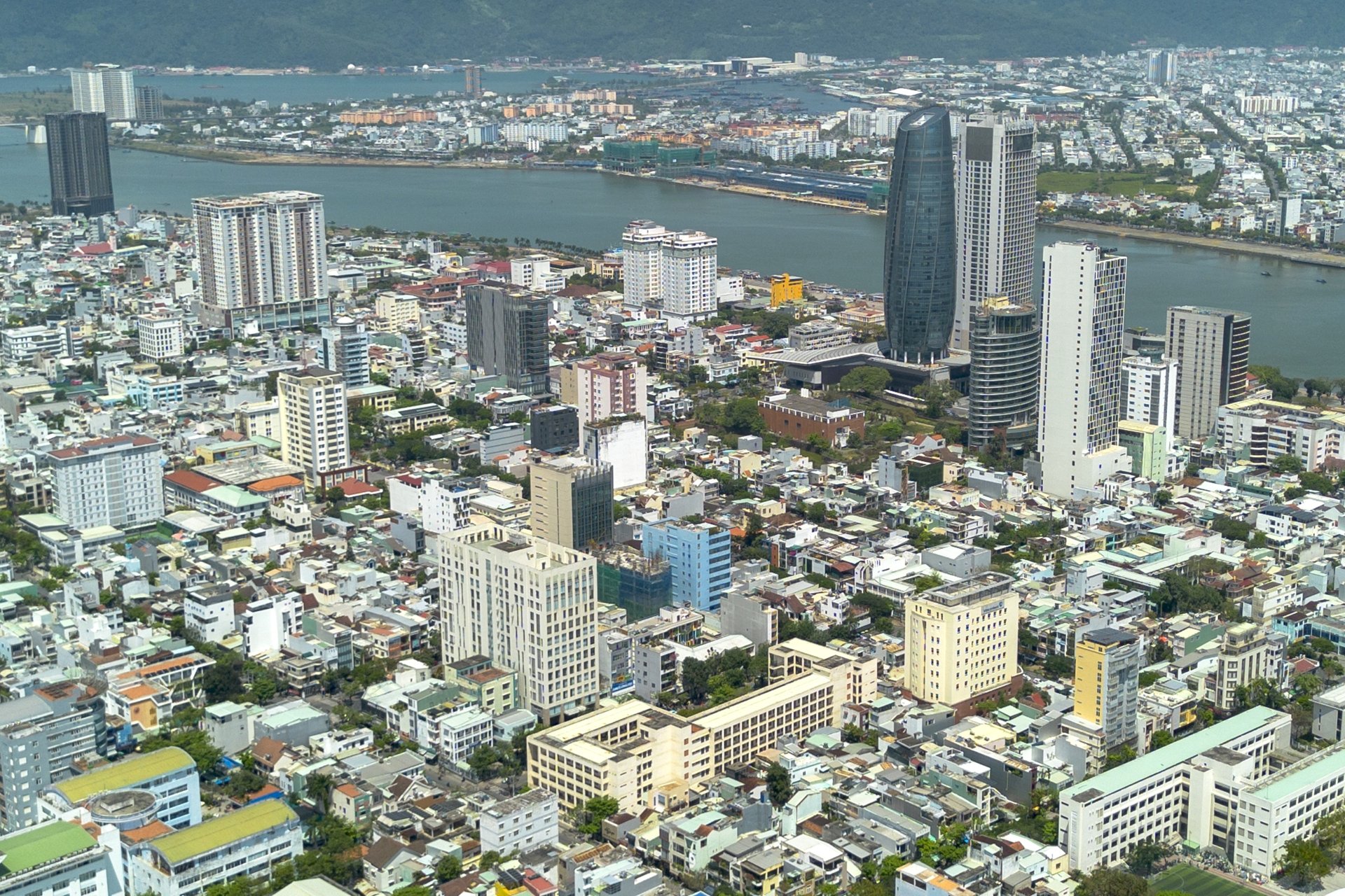 Đà Nẵng làm hầm chui qua sông Hàn và đi ngầm dưới sân bay