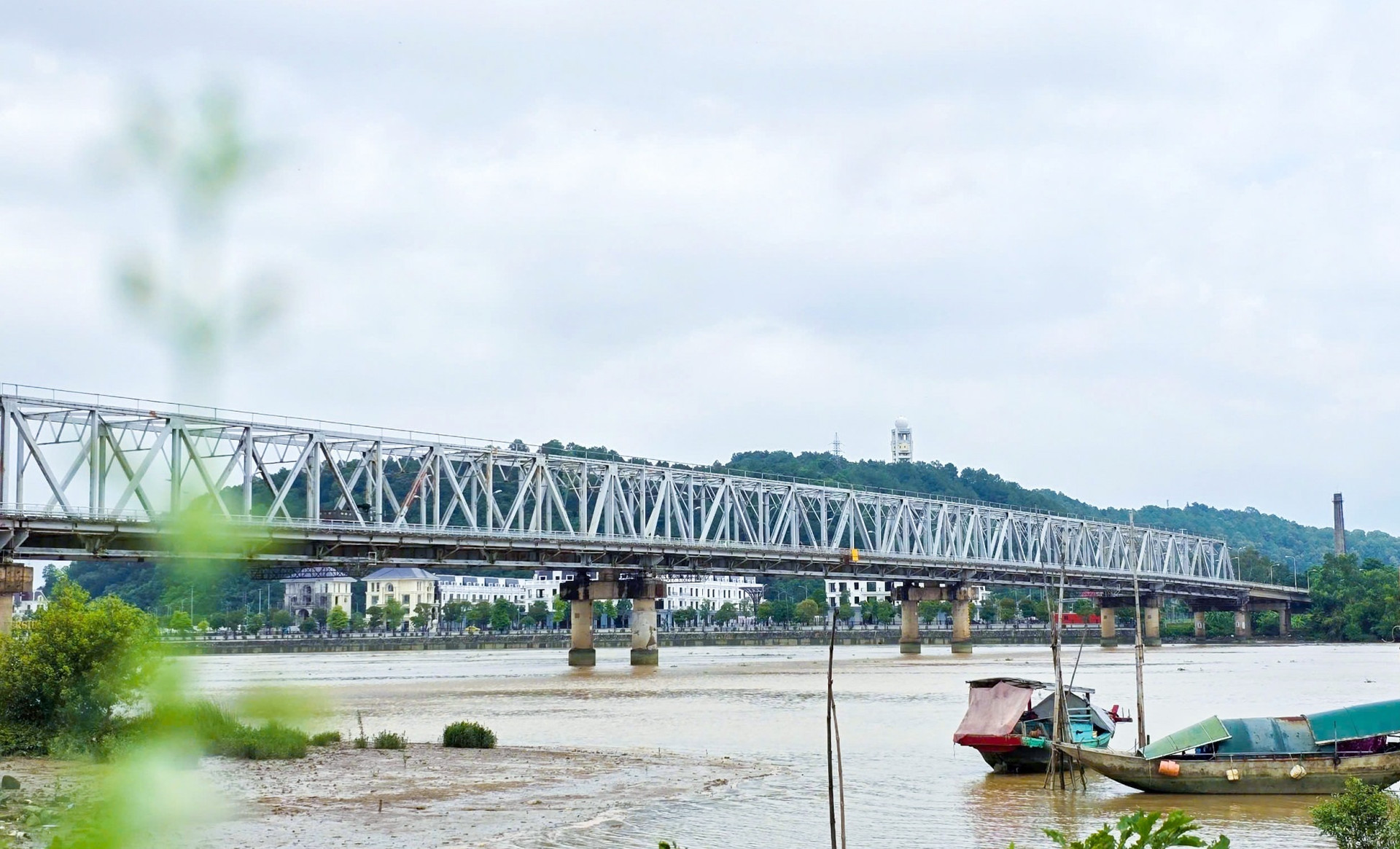 Cầu đường bộ kết nối 2 tỉnh trong lịch sử có tên Nghệ Tĩnh: Từng là cầu lớn thứ 2 cả nước, có ý nghĩa đặc biệt với người dân địa phương