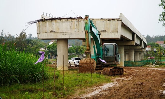 Dự án 900 tỉ đồng ở Quảng Ngãi chật vật dù không thiếu tiền