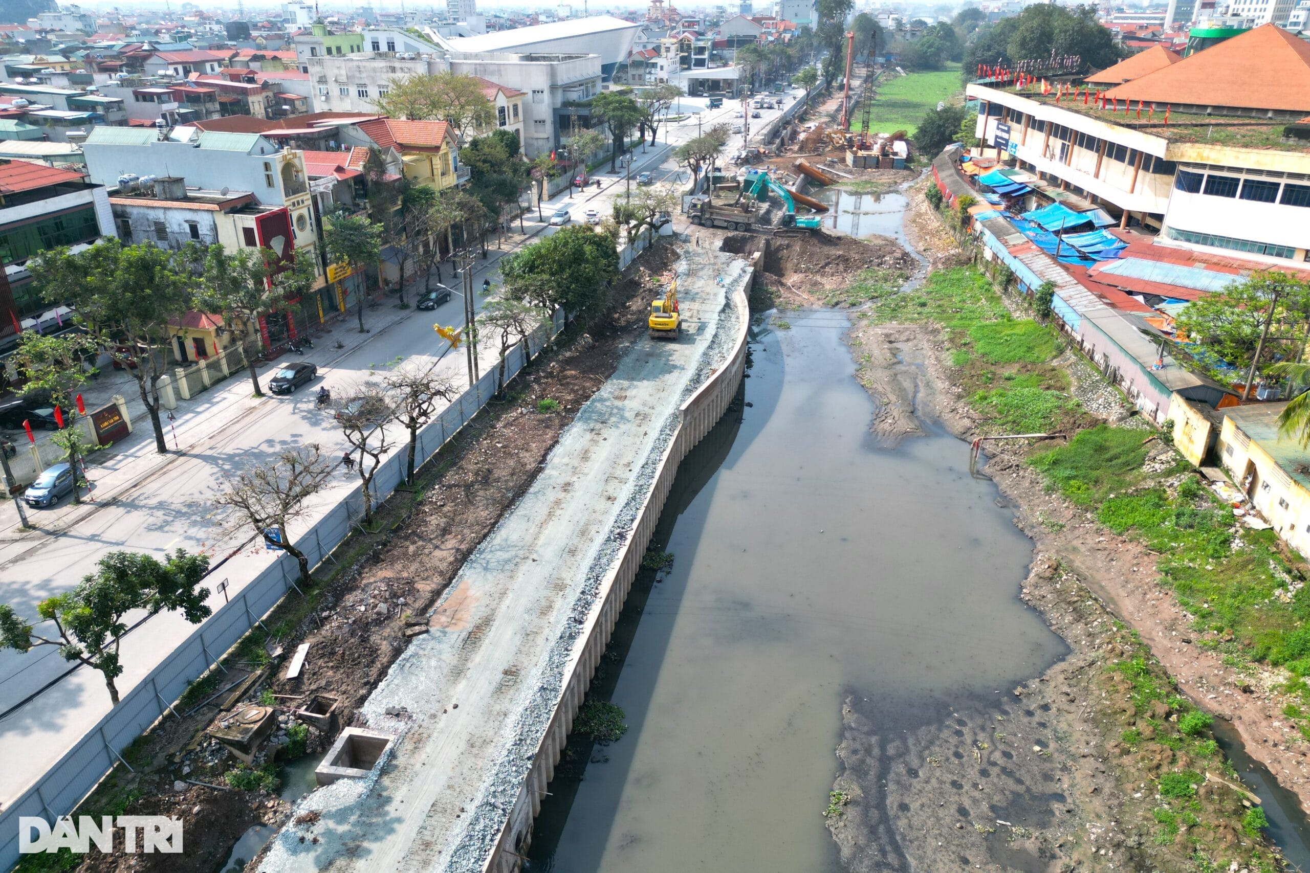 Nhiều dự án trên khúc sông dài 1km đi qua trung tâm thành phố Ninh Bình - 3