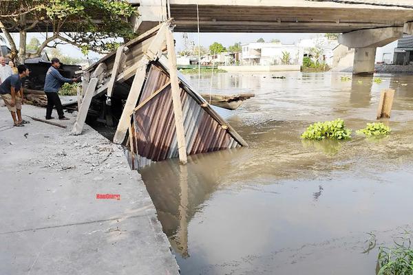 Thấy gì qua thanh tra tại Dự án Xử lý sạt lở bờ kênh Nàng Mau (Phụng Hiệp – Hậu Giang)?