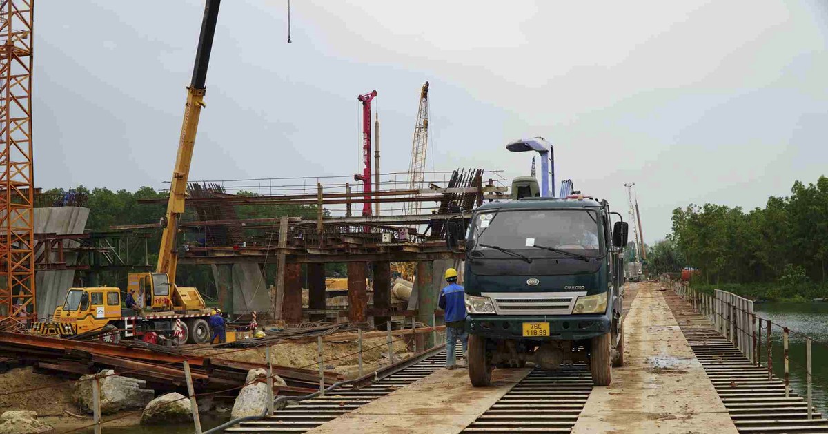 Vướng mắc giải phóng mặt bằng khiến nhiều dự án giao thông tại Quảng Ngãi chậm tiến độ