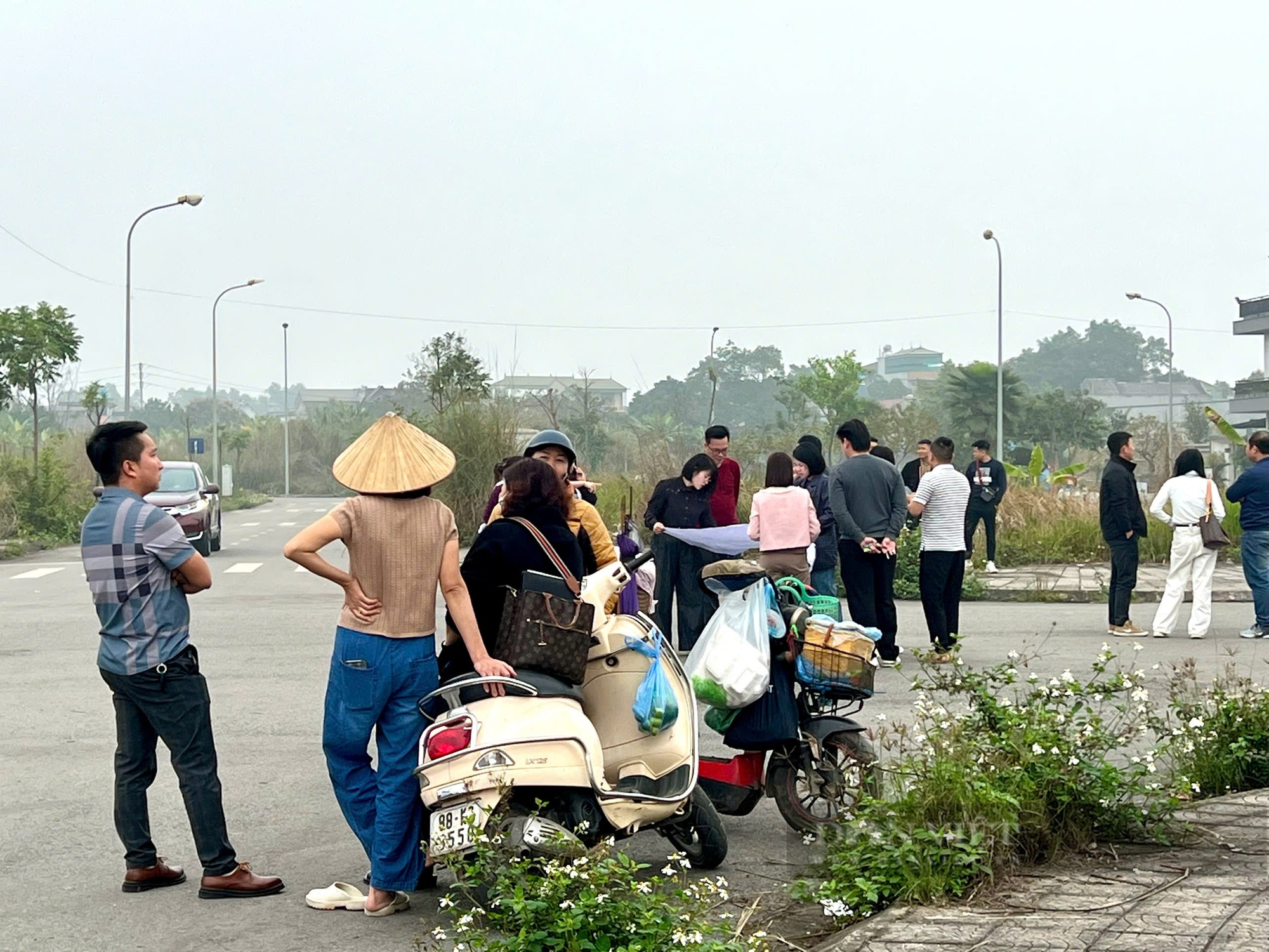 Phú Thọ: Dòng người đổ xô mua bán, tạo cơn “sốt đất” chưa từng có
