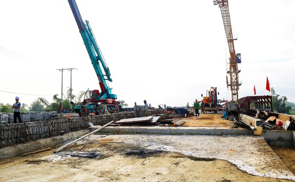 Cầu Quảng Đà, công trình biểu tượng kết nối Quảng Nam – Đà Nẵng, thông xe trước 29.3