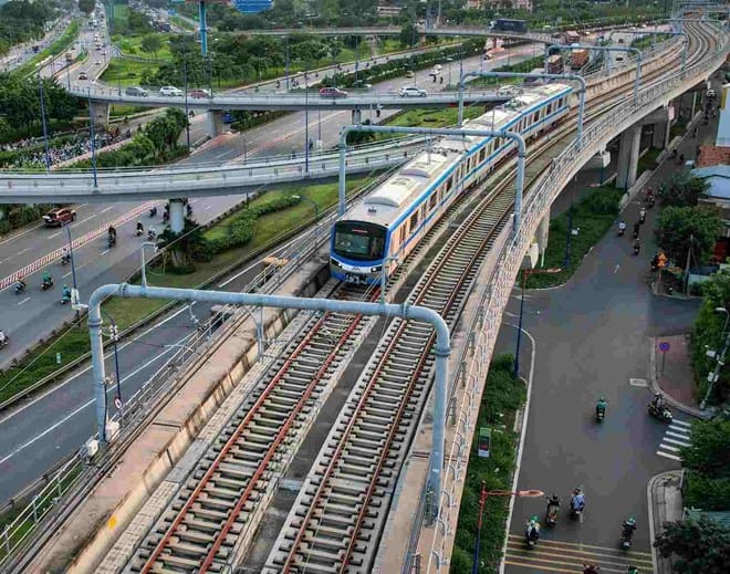 Nghiên cứu làm dự án đường sắt đô thị ở Bình Dương nối TPHCM