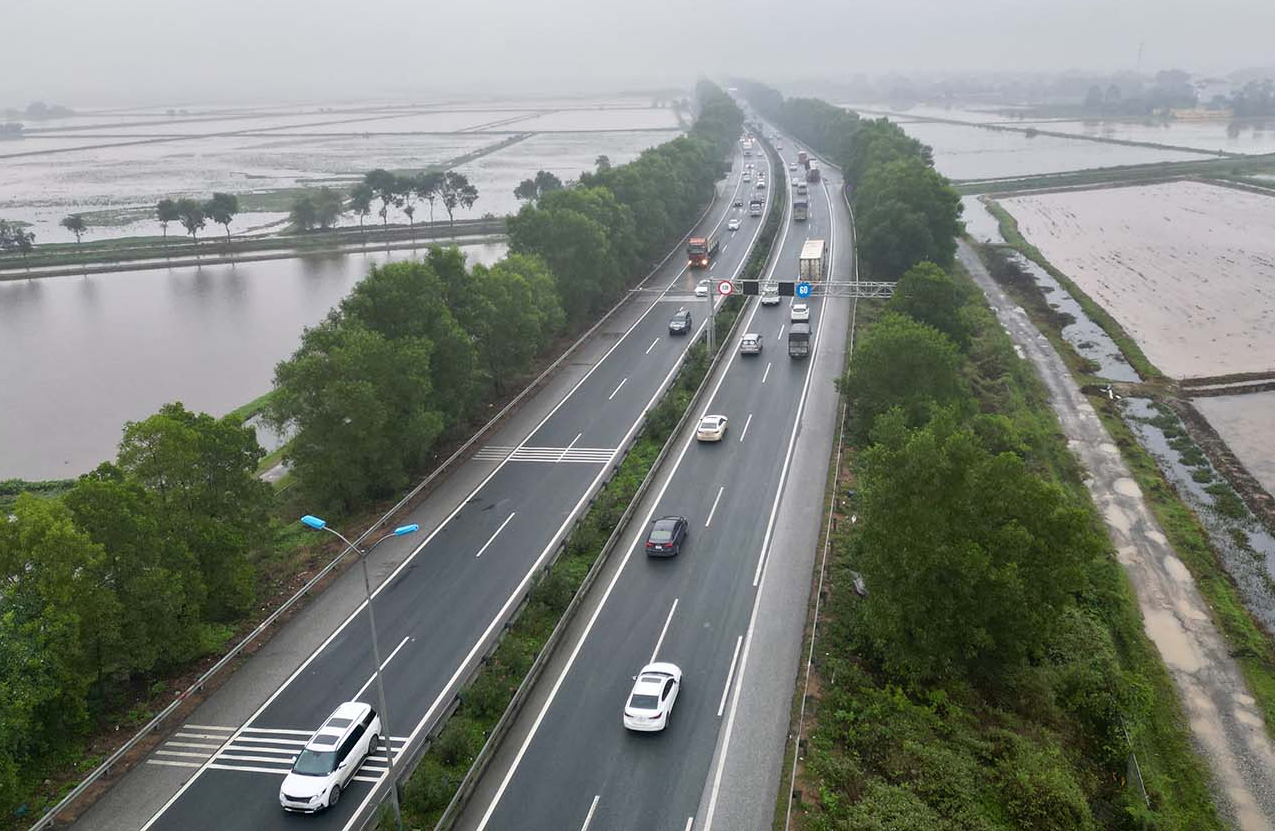 Mở rộng cao tốc Cầu Giẽ – Ninh Bình lên 6 làn xe, đáp ứng nhu cầu vận tải