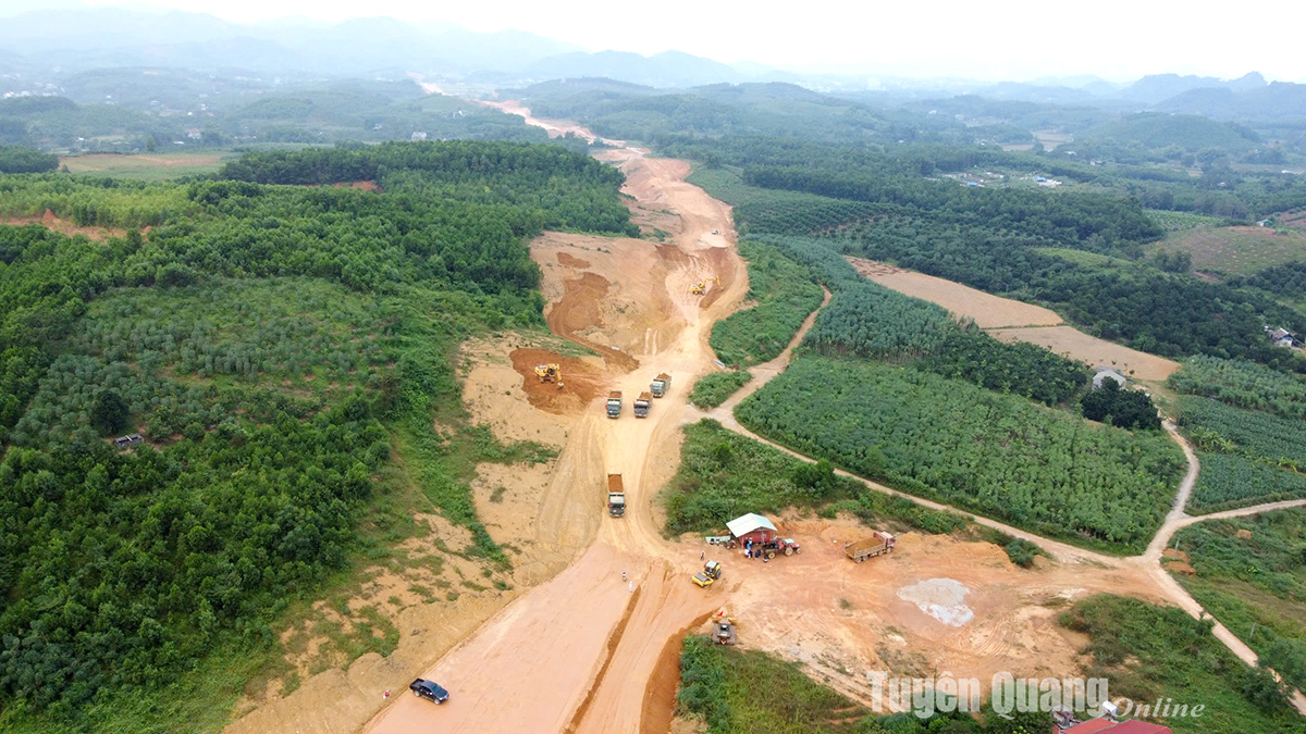 “3 ca 4 kíp” thi công cao tốc Tuyên Quang – Hà Giang