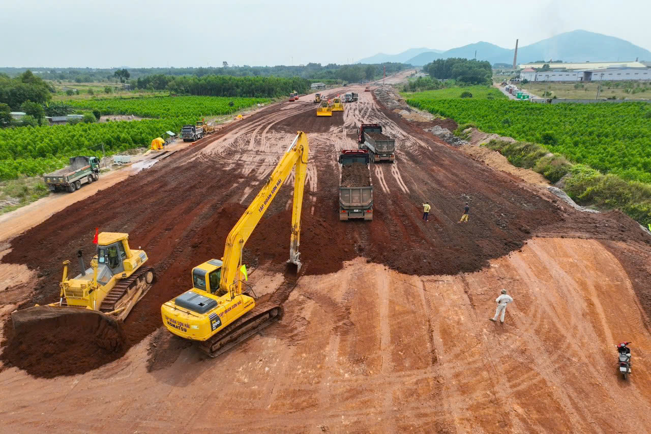 Cần khoảng 6 triệu mét khối đá xây dựng cho các dự án trọng điểm quốc gia tại Đồng Nai