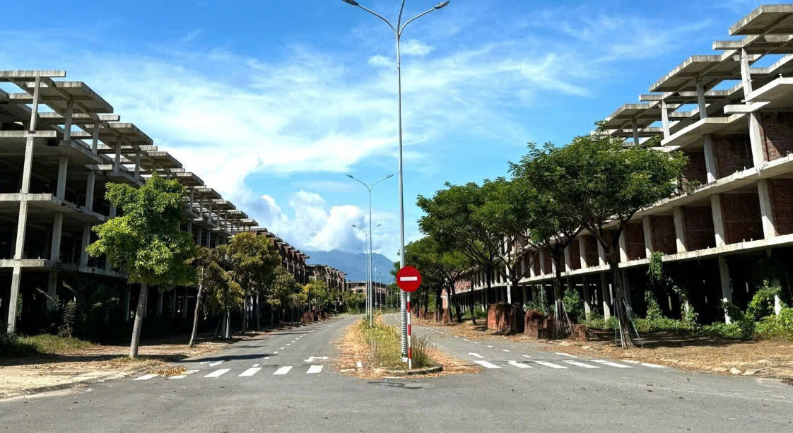 Dự án Golden Hills City trở thành khu phố ma hoang vắng