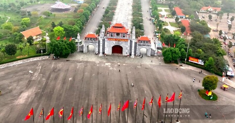 Thu hồi 40 tỉ đồng từ dự án ở Đền Hùng chuyển qua 2 dự án giao thông