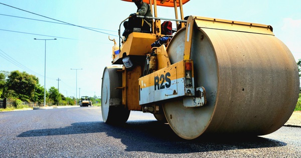 Chạy nước rút hoàn thành cầu vòm sắt 850 tỷ ở Quảng Ngãi