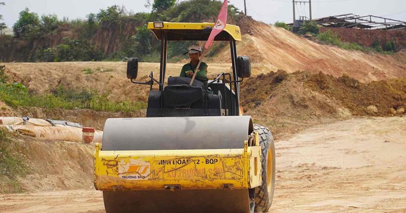 Thi công xuyên lễ bù đắp tiến độ chậm ở dự án cao tốc qua Đồng Nai