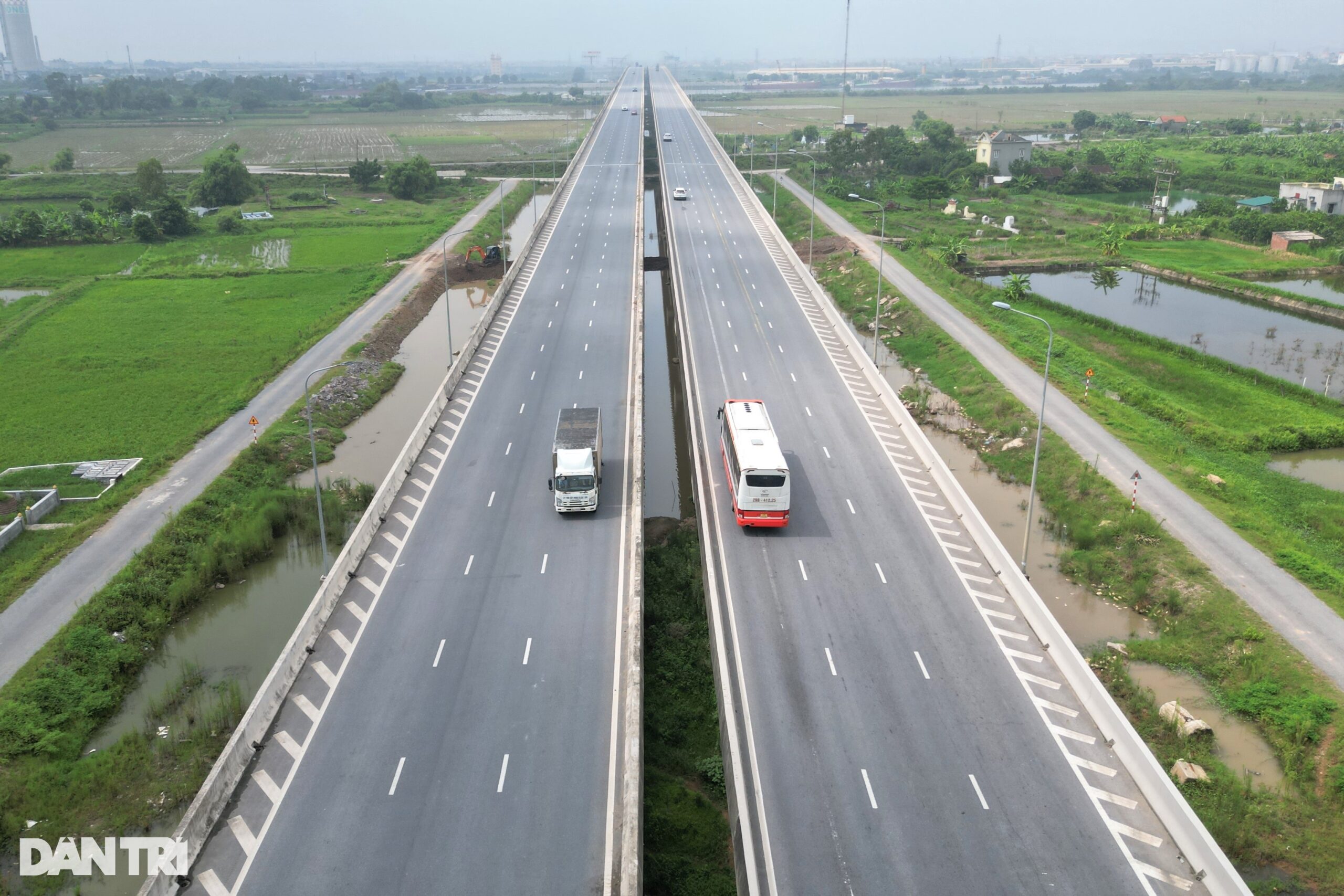 Những cây cầu vượt sông nối Ninh Bình - Nam Định sau 3 thập kỷ chia tách - 10