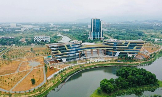 Tỉnh ủy Bình Thuận họp, cho ý kiến về dự án khu công nghệ cao và đường kết nối cao tốc