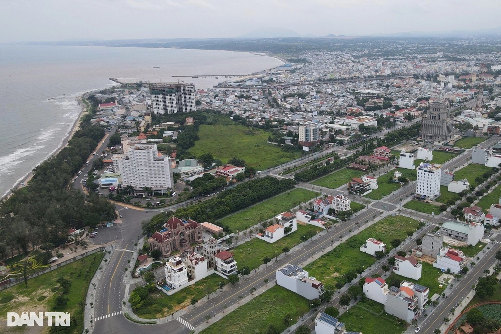 Bình Thuận đề xuất lấn gần 85ha mặt biển để mở đường ven Phan Thiết - 1 Bình Thuận đề xuất lấn gần 85ha mặt biển để mở đường ven Phan Thiết - 1
