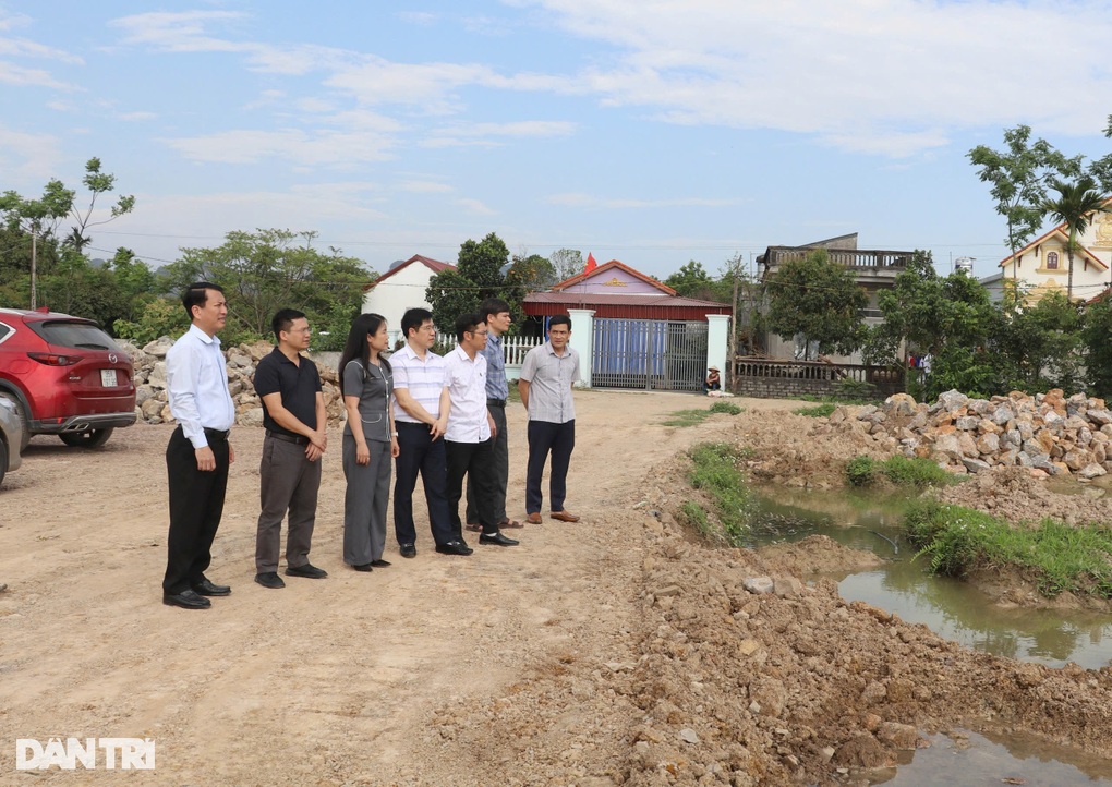 Ninh Bình: Cưỡng chế thu hồi đất thực hiện dự án tại Nho Quan - 3 Ninh Bình: Cưỡng chế thu hồi đất thực hiện dự án tại Nho Quan - 3