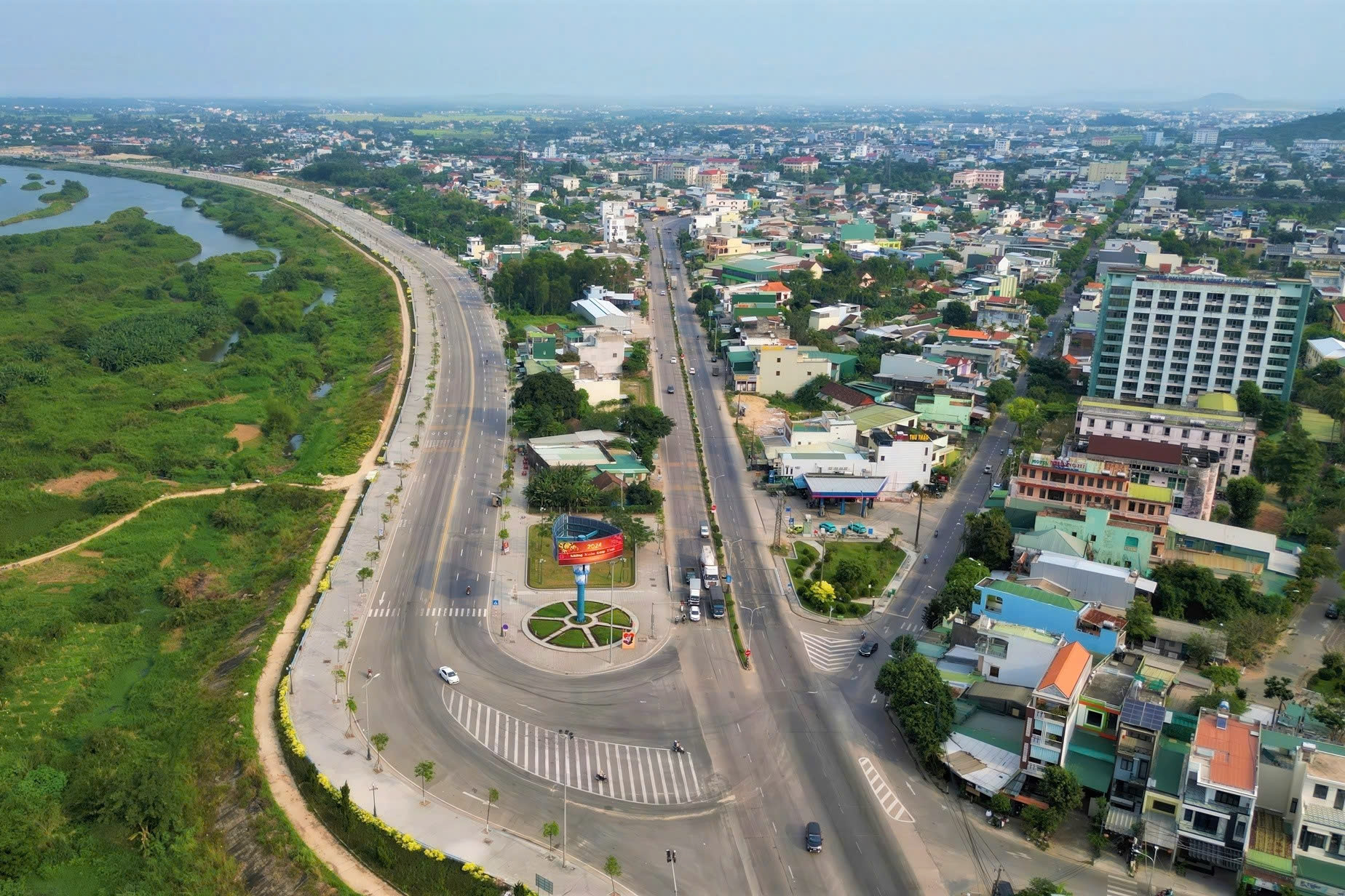 Sau hợp nhất, Quảng Ngãi mới sẽ có cơ sở 2 ở Kon Tum?