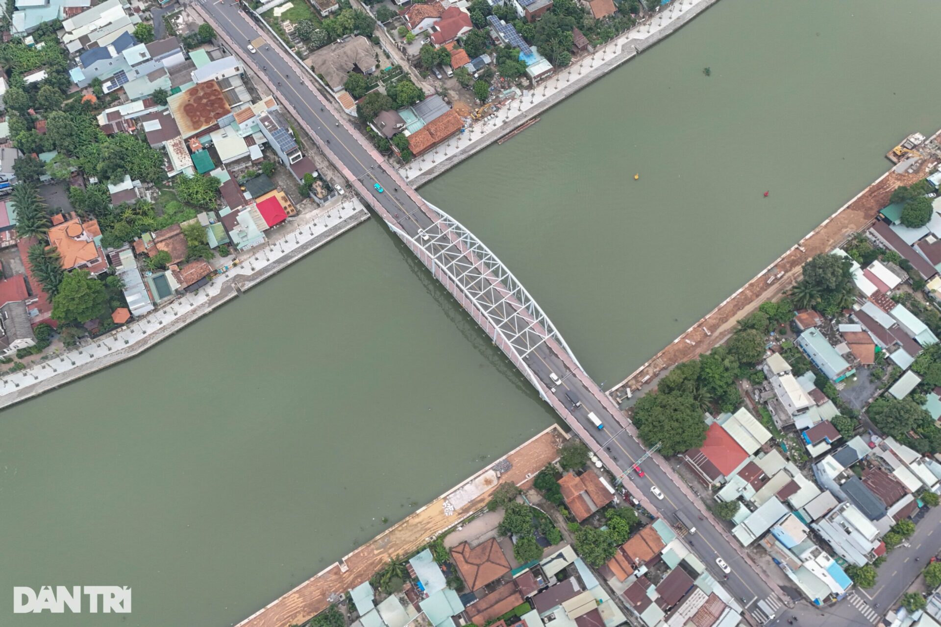 Hiện trạng các dự án kè ven sông Đồng Nai qua trung tâm TP Biên Hoà - 2