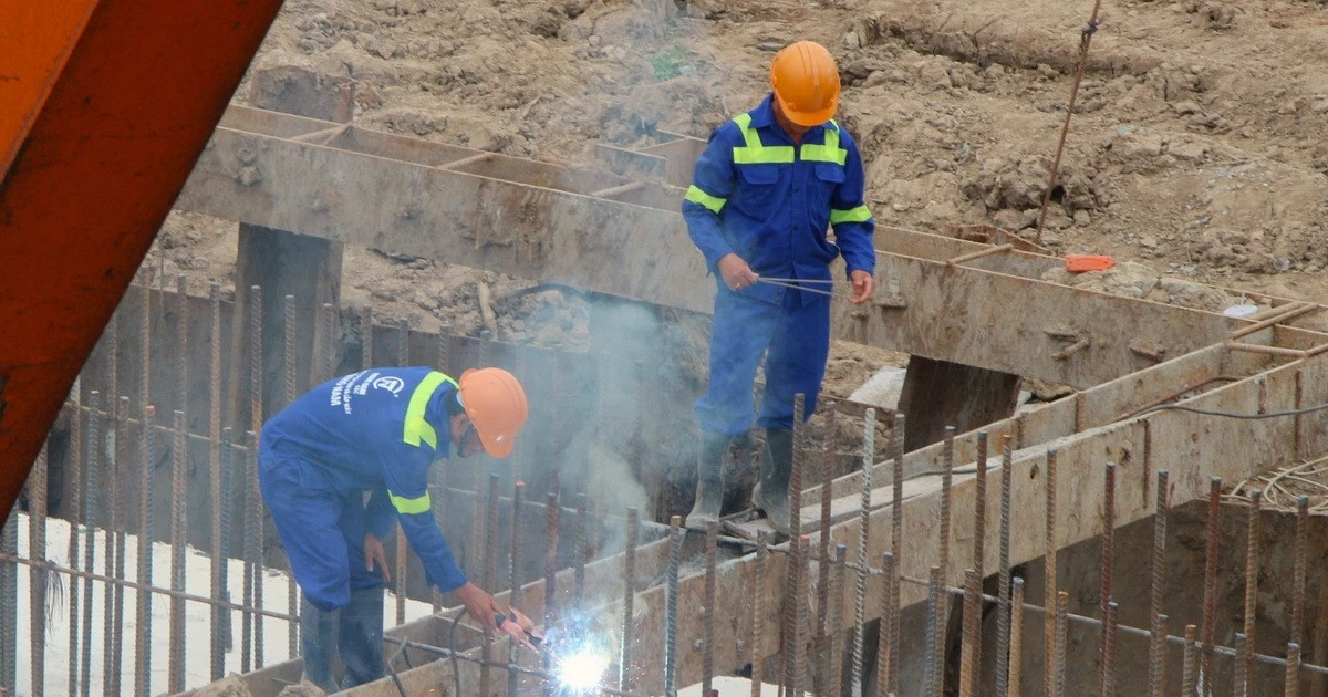 Tăng tốc thi công để đảm bảo tiến độ cao tốc Châu Đốc-Cần Thơ-Sóc Trăng