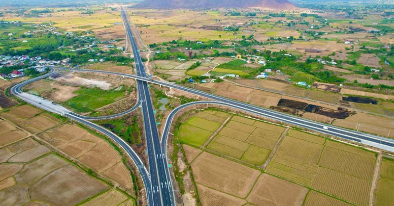 Phương án hướng tuyến cao tốc nối 3 tỉnh, đoạn qua tỉnh Bình Thuận dài 44km
