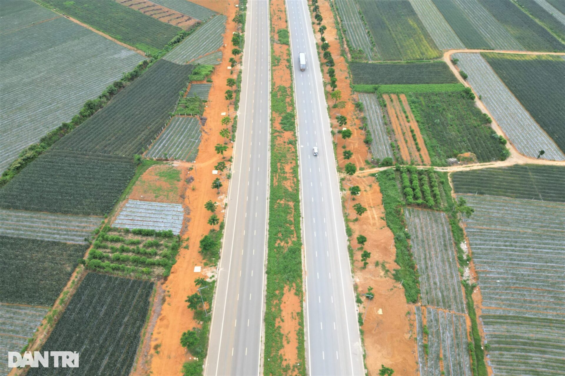 Đại lộ Hoa Lư 2.000 tỷ đồng “đẹp như cao tốc” ở Ninh Bình - 3