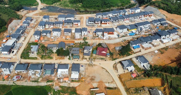 Phú Thọ: Bất ngờ với khu tái định cư đẹp như nhà ở liền kề giữa vùng đồi núi