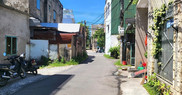 Quảng Ngãi: Thông mặt bằng, hoàn thiện tuyến đường làm gần chục năm vẫn chưa xong