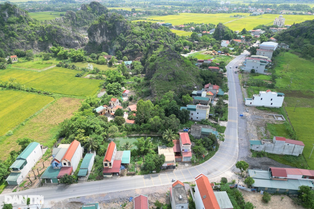 Vì sao dự án đường du lịch 4km đột ngột tăng vốn 300 tỷ đồng - 1 Vì sao dự án đường du lịch 4km đột ngột tăng vốn 300 tỷ đồng - 1
