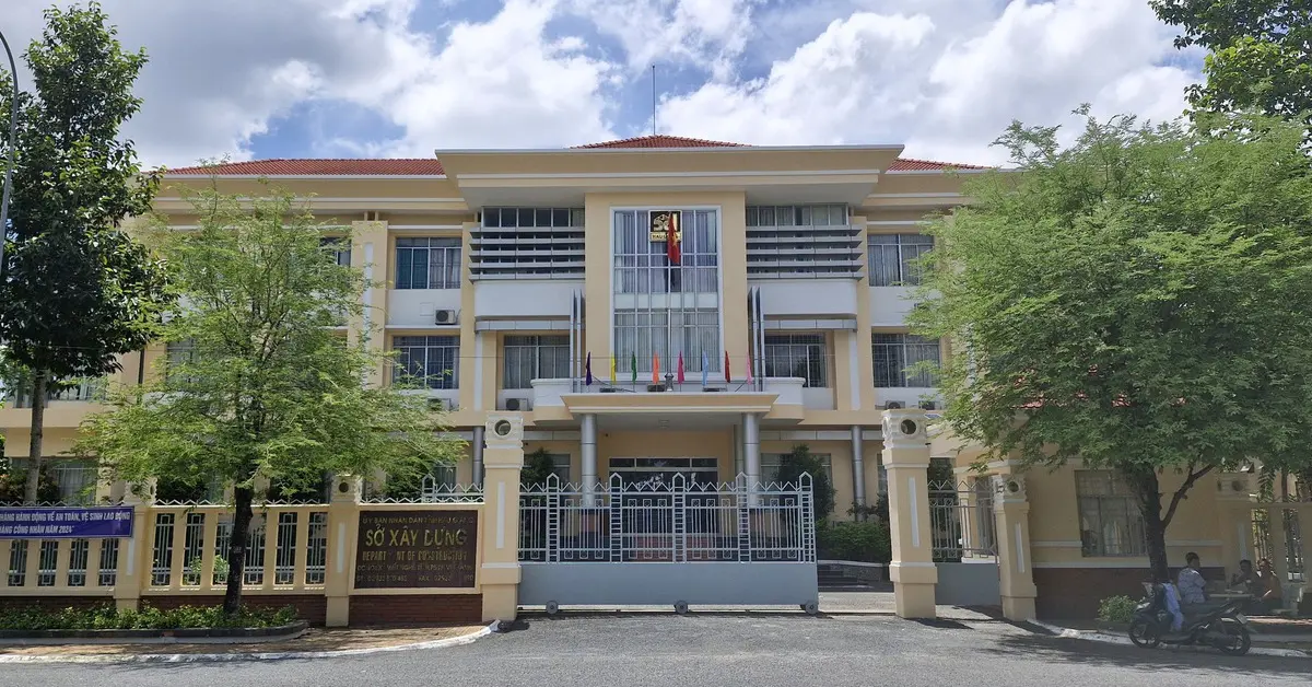 Hậu Giang lấy trụ sở dôi dư làm thư viện, công viên