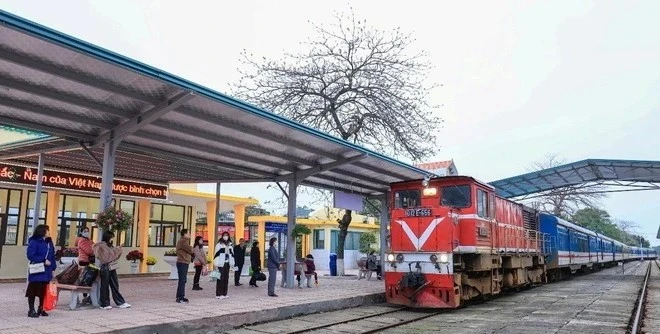 Kiểm tra thực tế tiến độ dự án đường sắt Lào Cai-Hà Nội-Hải Phòng